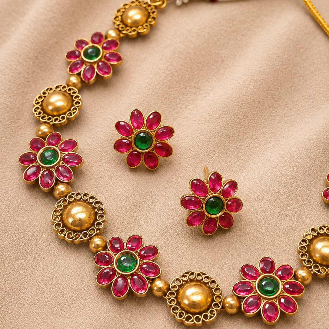 Floral Halo Necklace