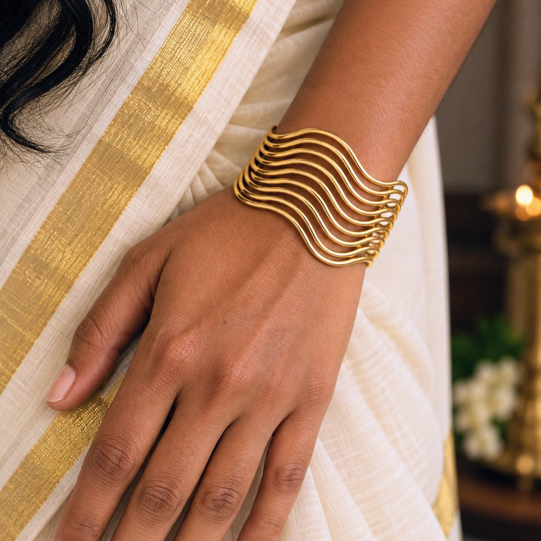 Ridged Wire Wide Cuff