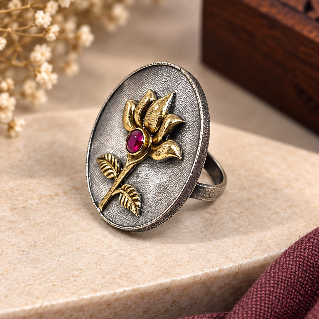 Oxidised Oval Flower Ring