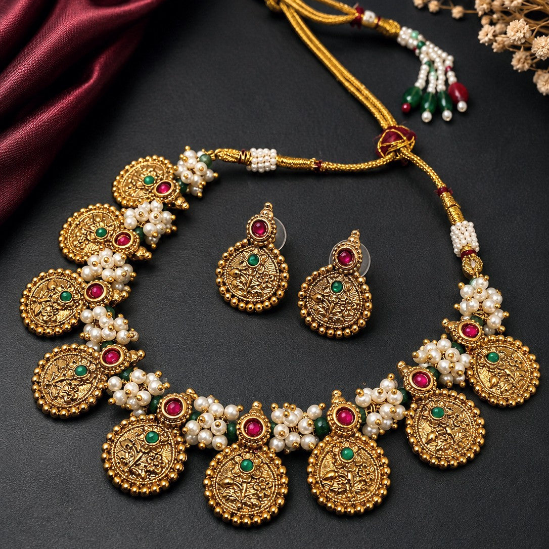 Floral Medallion Pearl Necklace Set