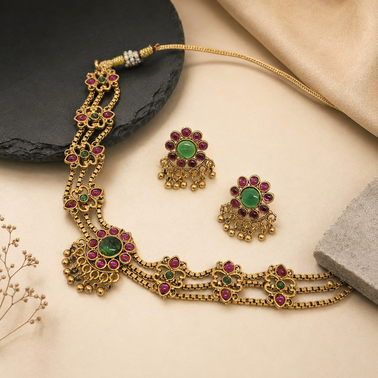 Flower Pendant Layer Necklace