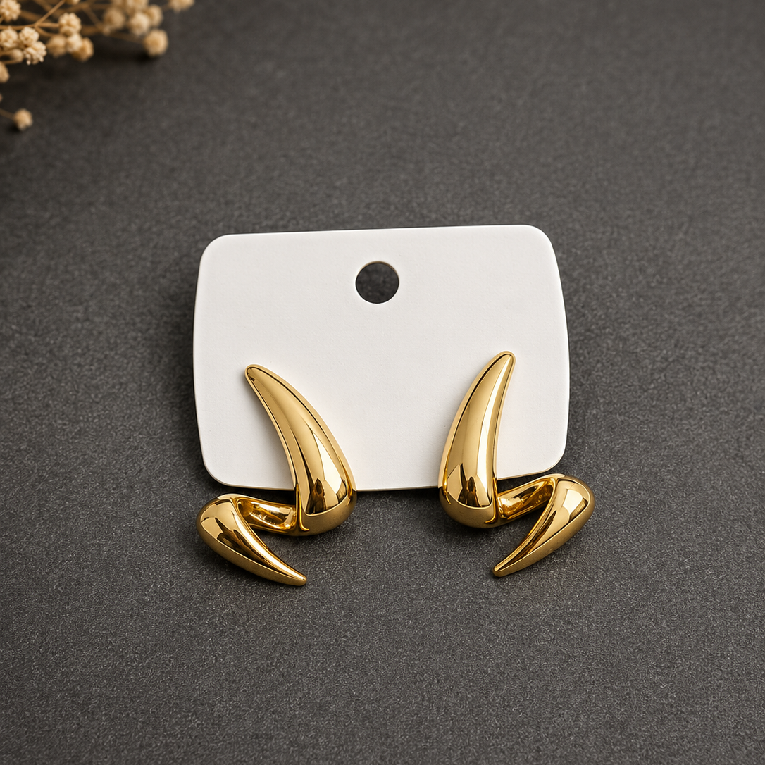 Talon Curve Earrings