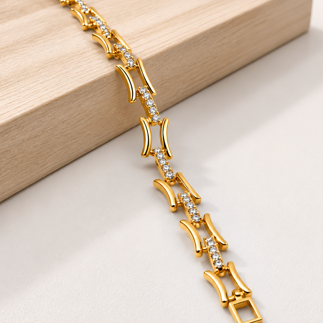 Curve Link Bracelet