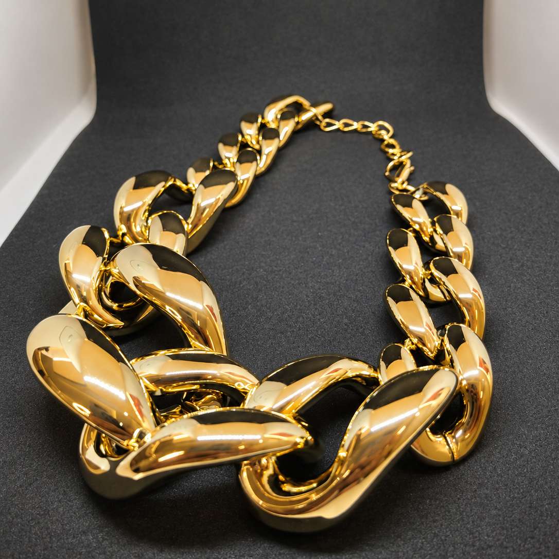 Chunky Curb Necklace