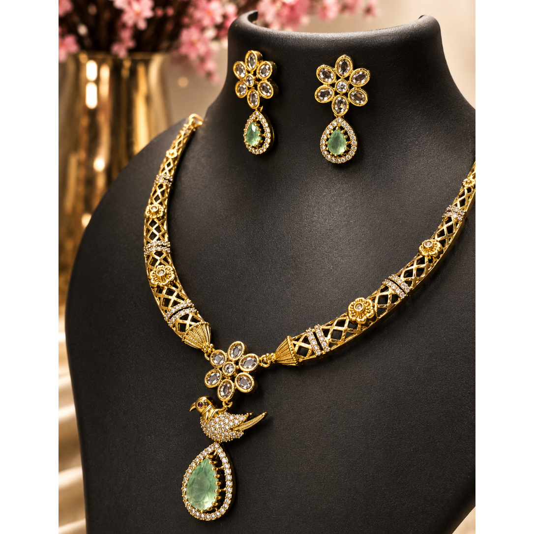 Sparrow Bloom Necklace