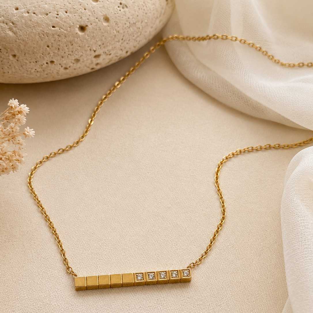 Segment Bar Necklace