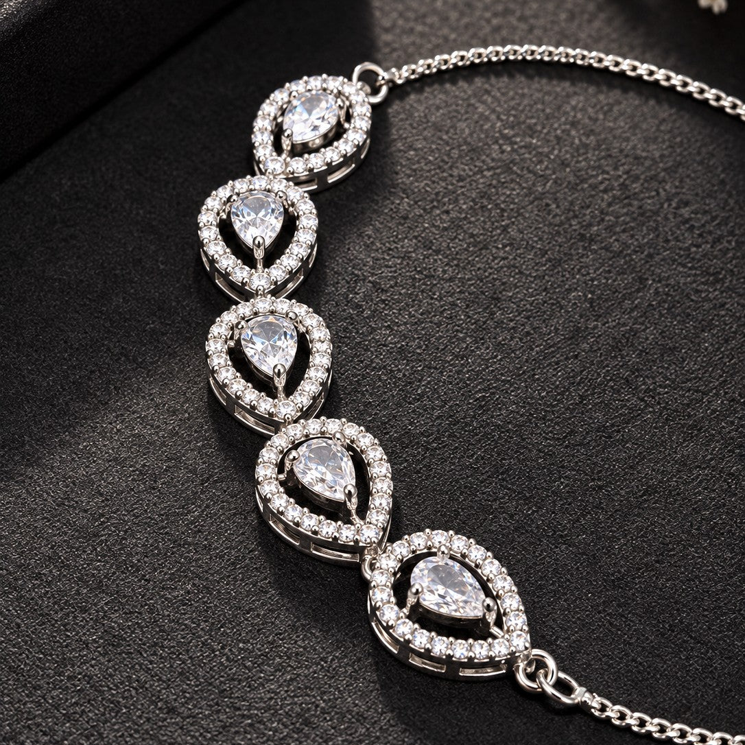 Pear Halo Cluster Bracelet