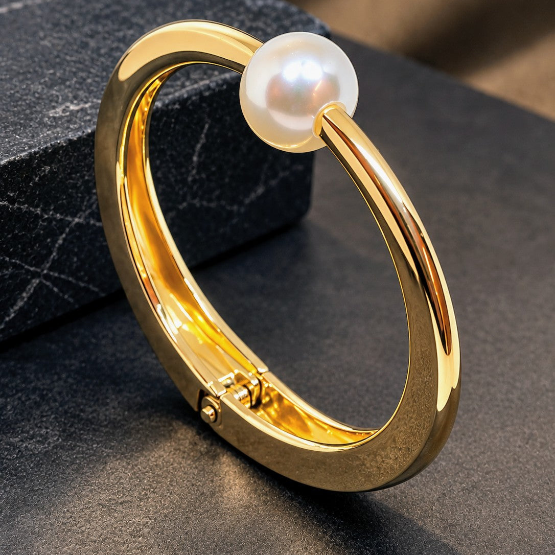 Single Pearl Tube Kada Bangle