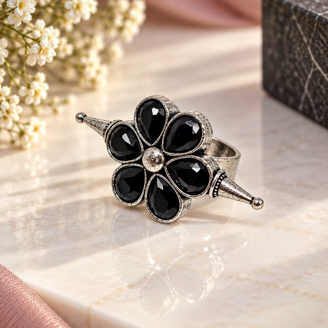 Oxidised Teardrop Flower Ring