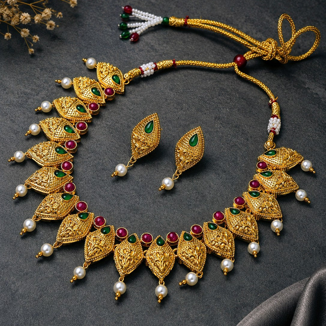 Kite Filigree Pearl Necklace Set