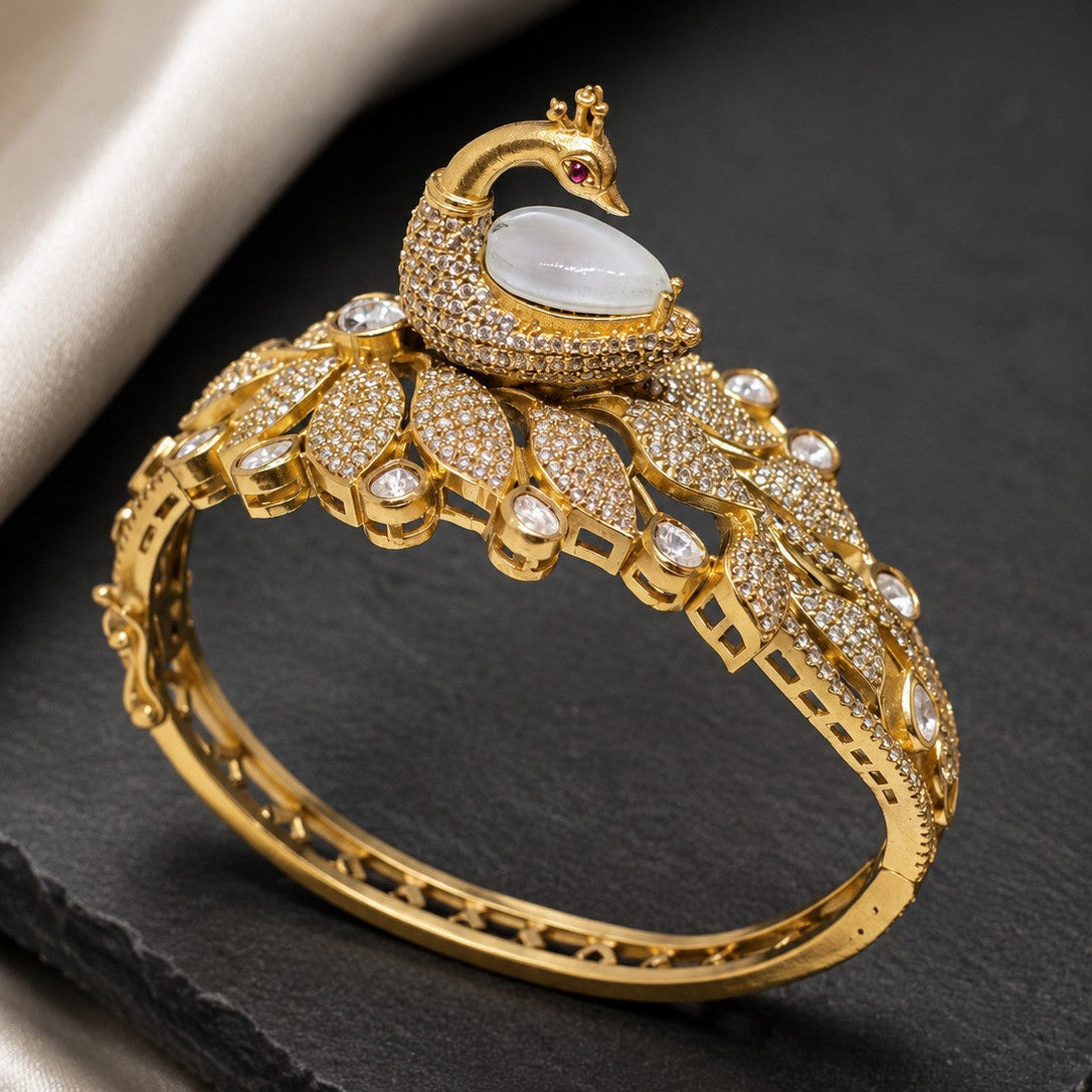 Peacock Feather Cabochon Bangle
