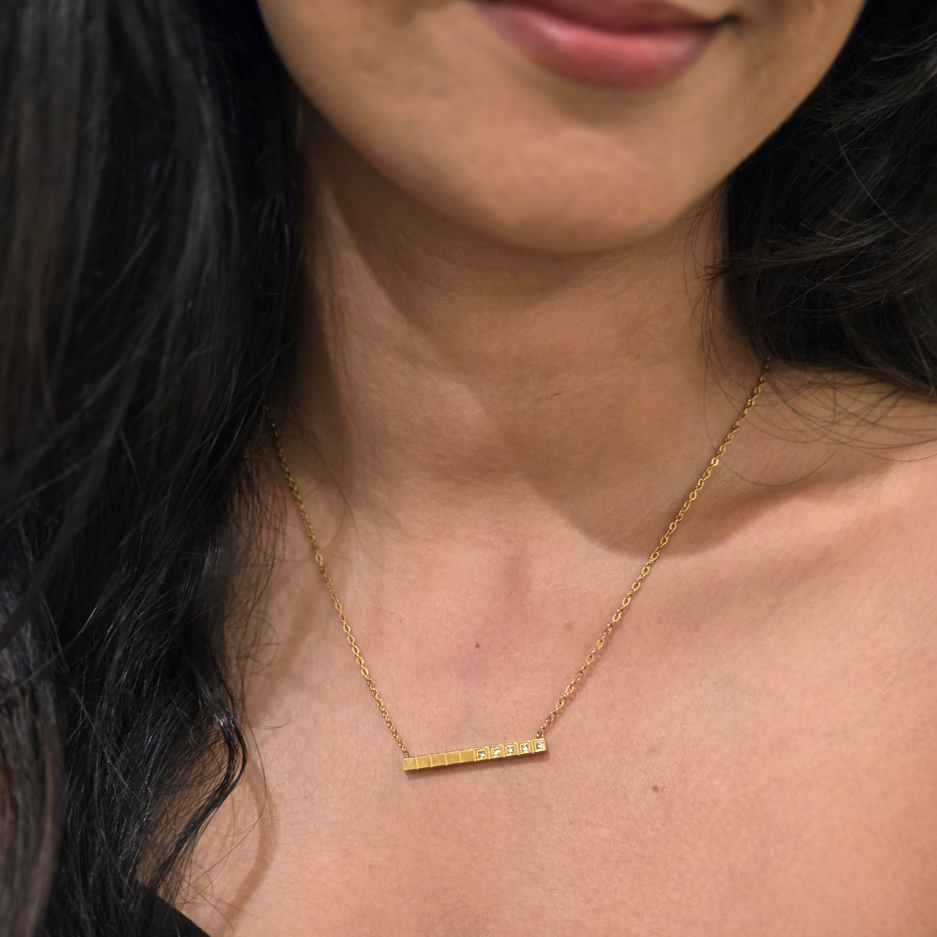 Segment Bar Necklace