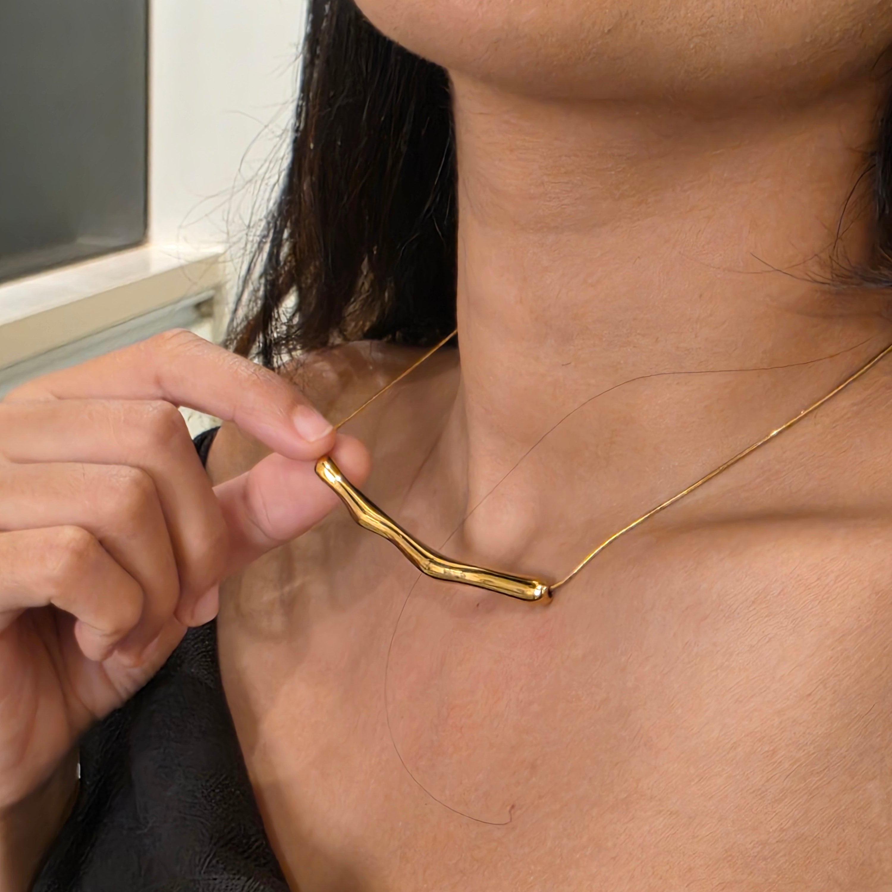 Wave Bar Necklace