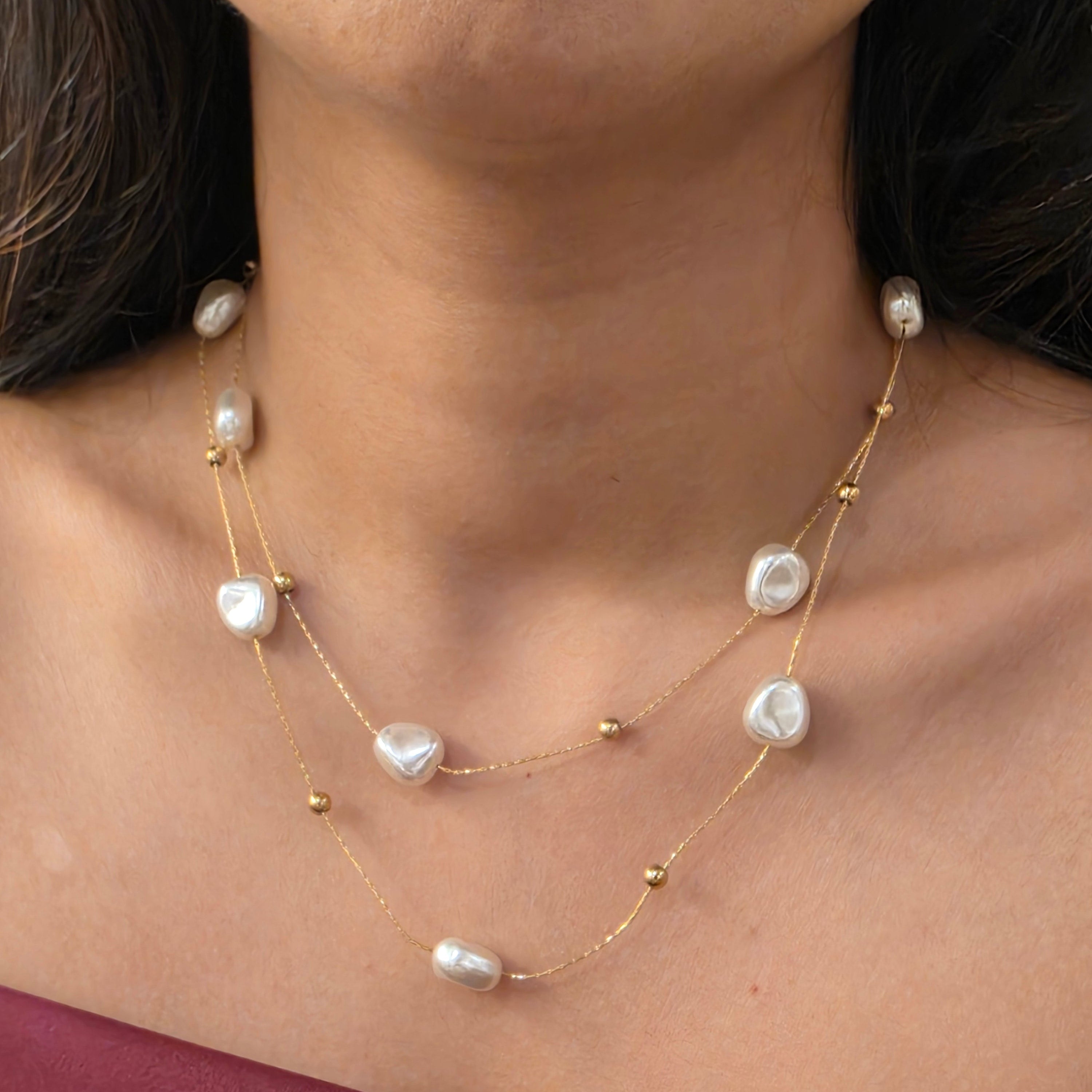 Scattered Pearl Necklace
