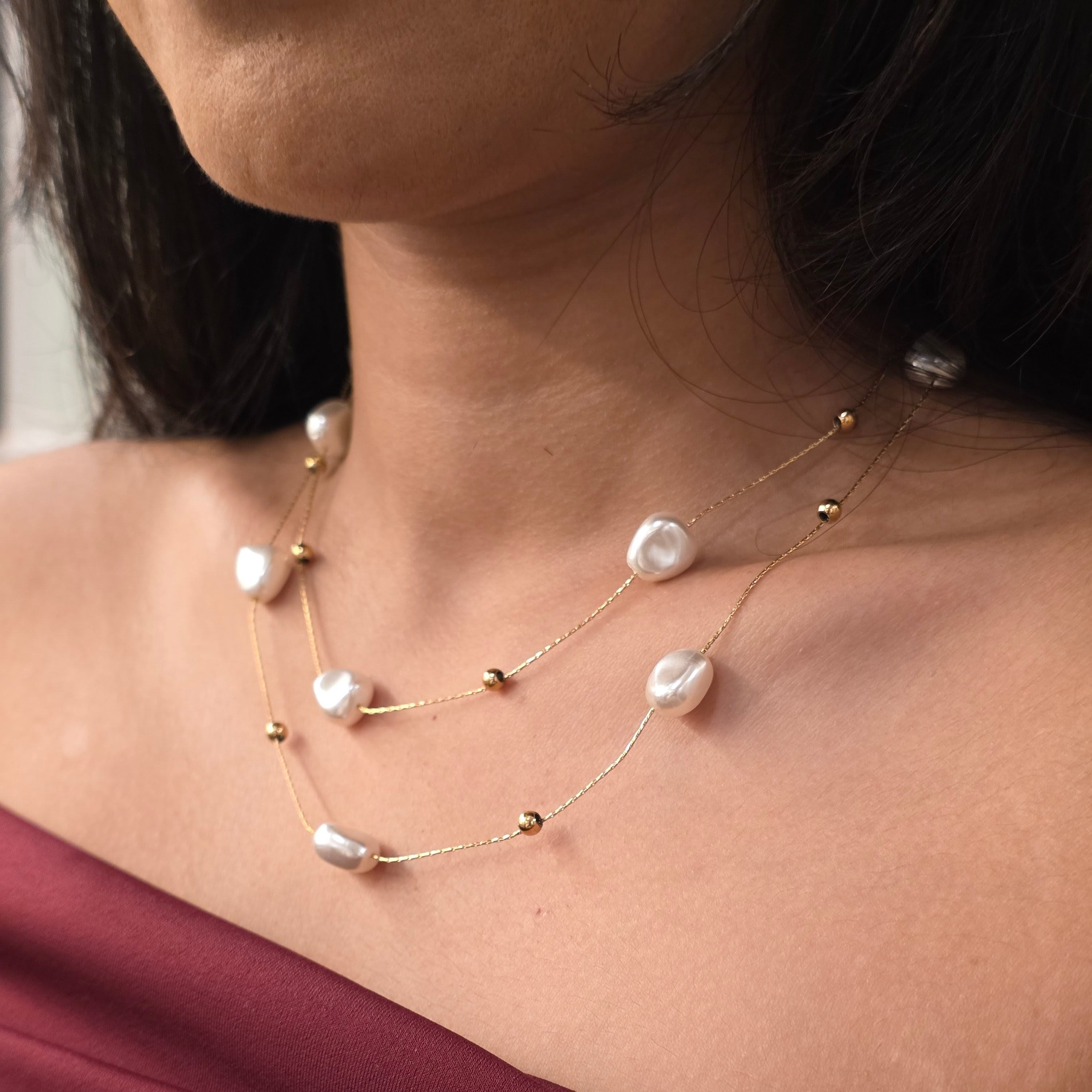 Scattered Pearl Necklace