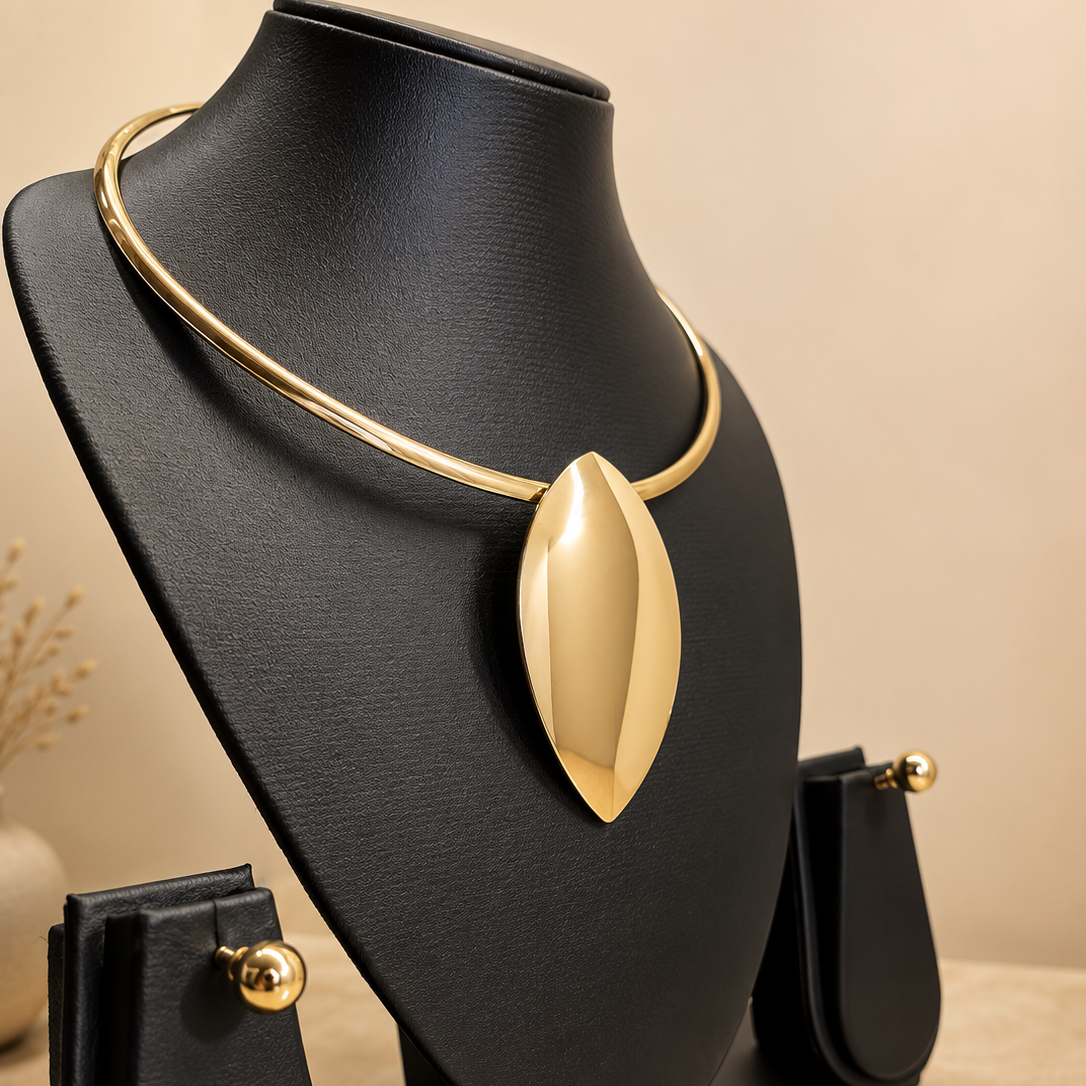 Leaf Collar Necklace