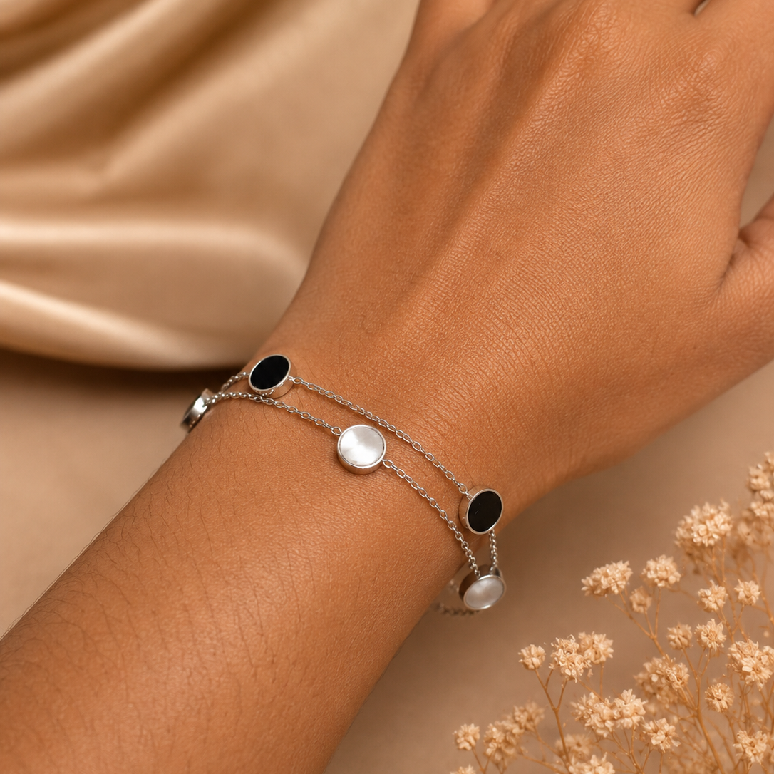 Contrast Disc Bracelet