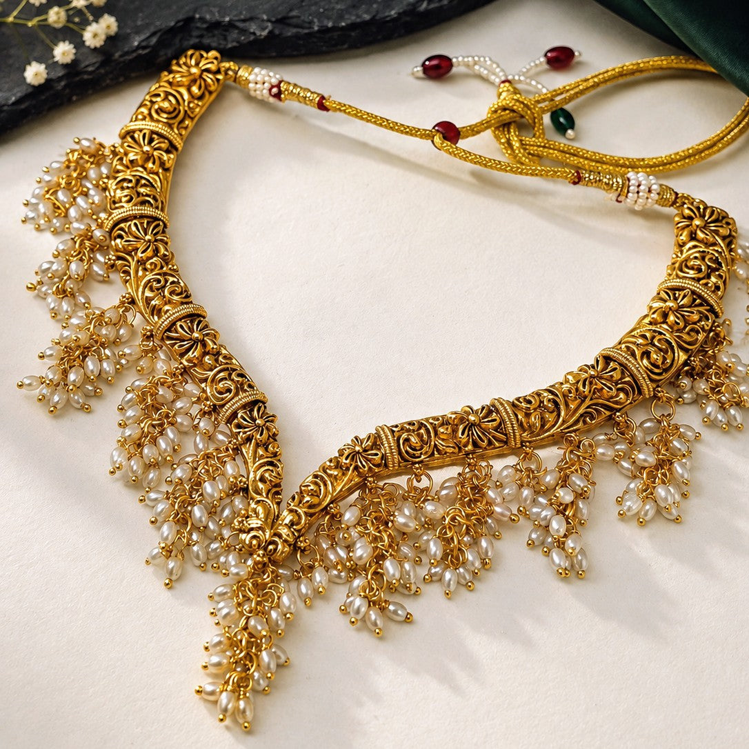Hasli Pearl Cascade Necklace Set