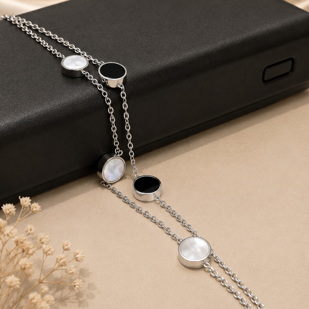 Contrast Disc Bracelet