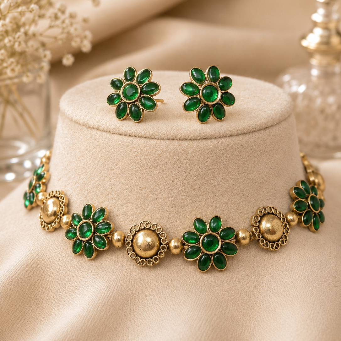 Floral Halo Necklace