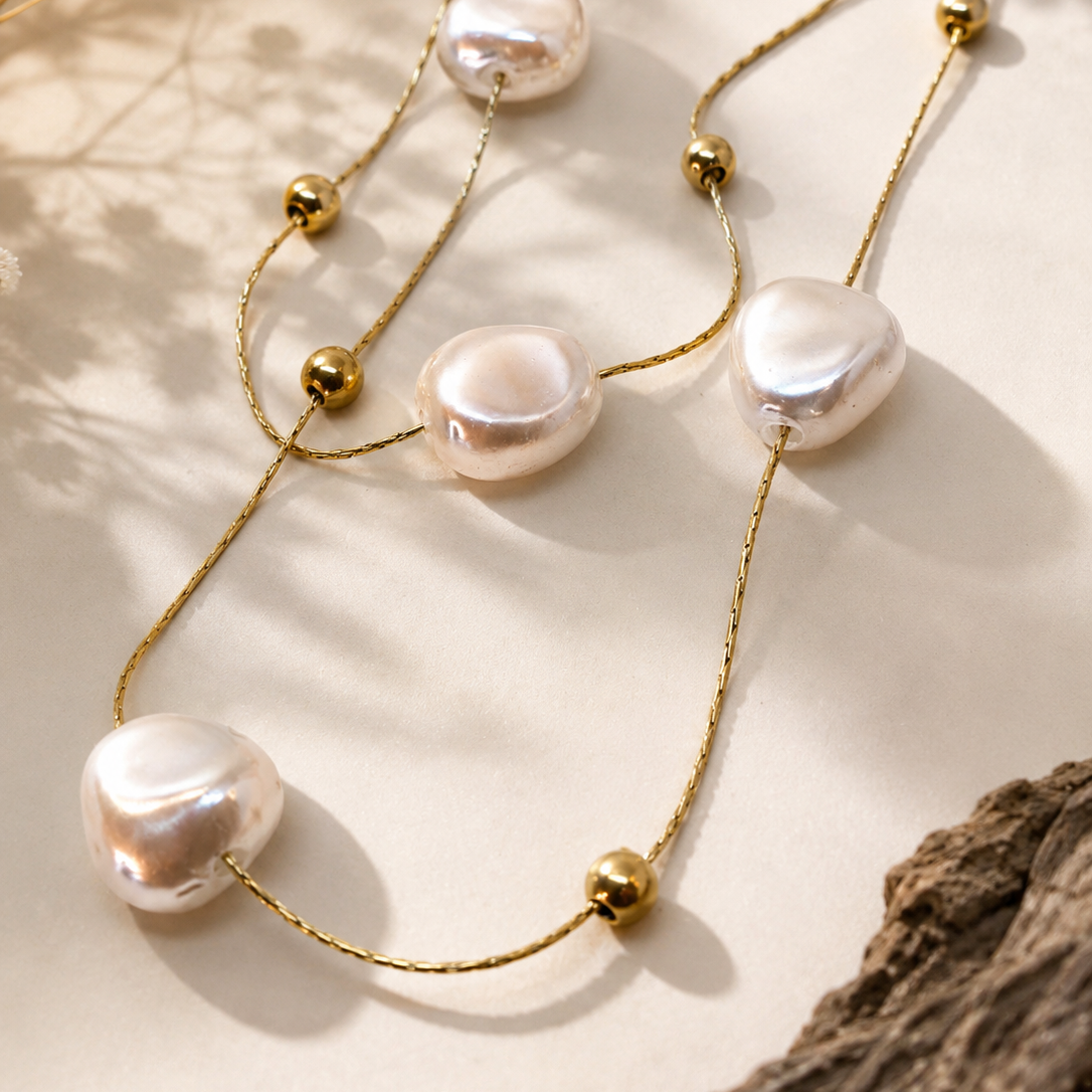 Scattered Pearl Necklace
