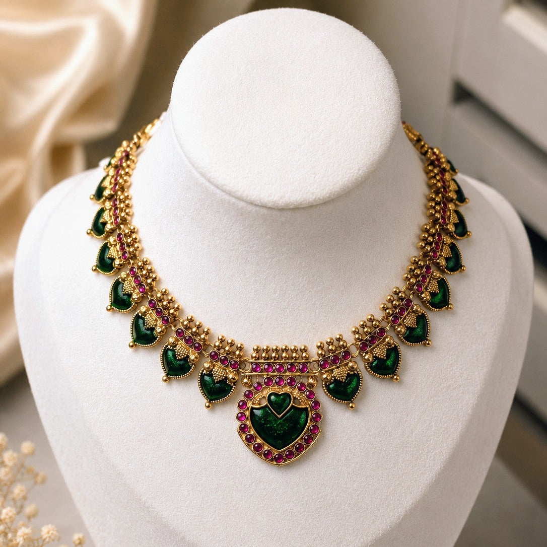Palakka Fringe Necklace