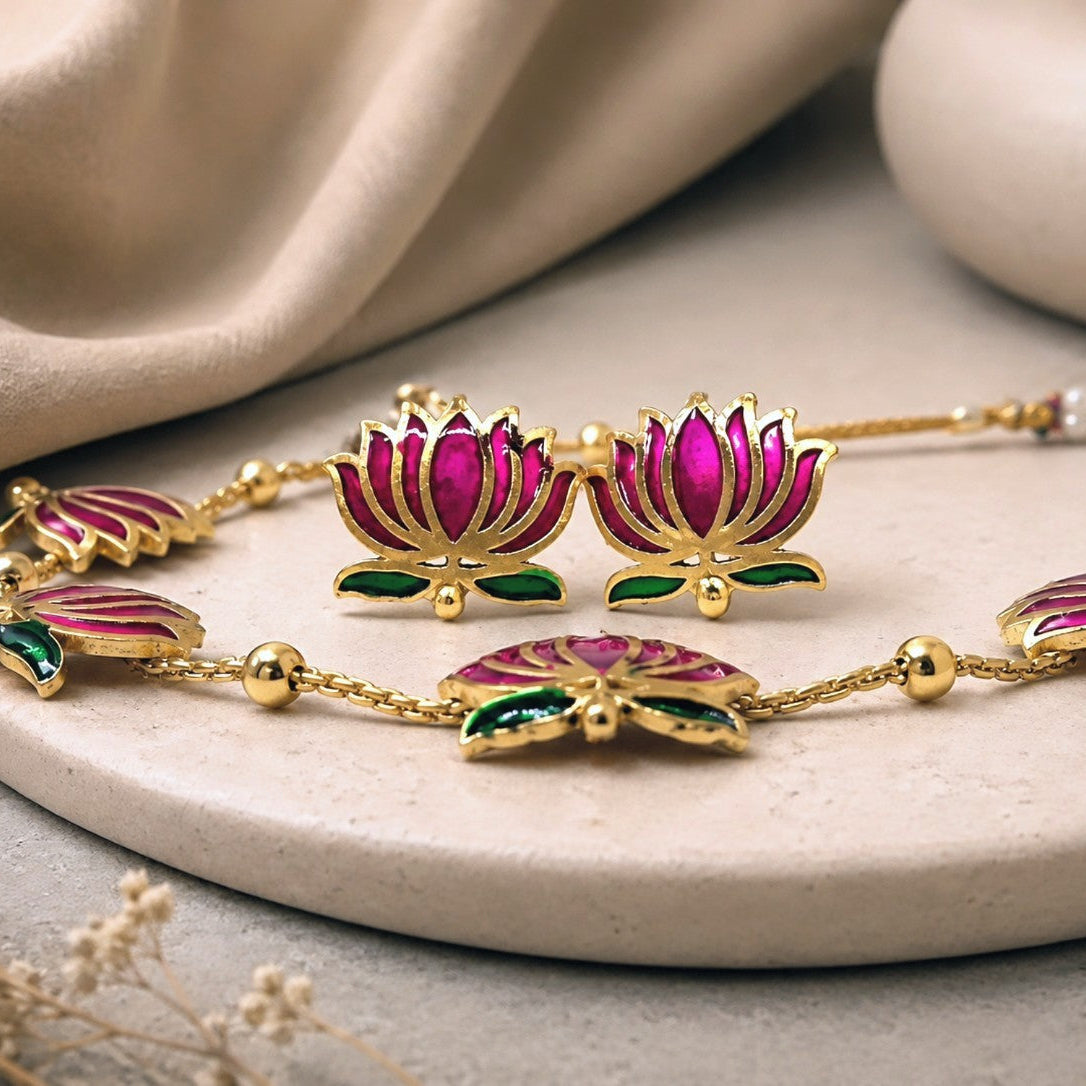 Lotus Choker Set