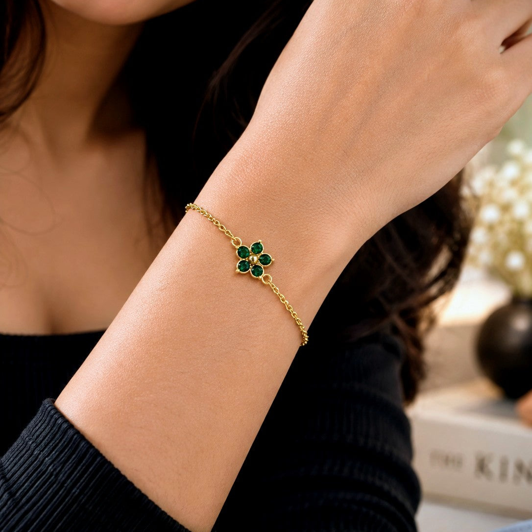 Round Stone Clover Bracelet
