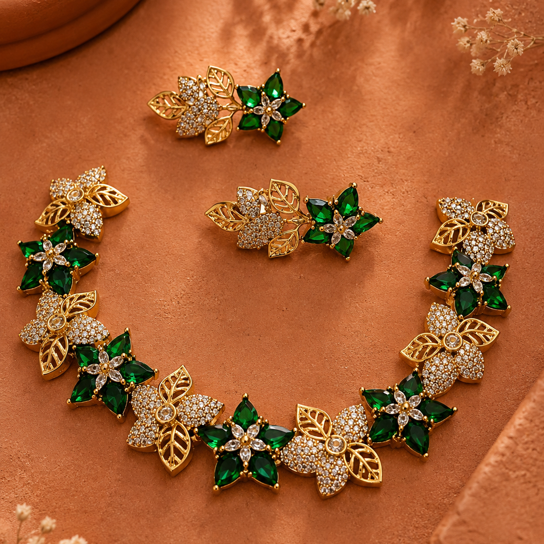 Trellis Bloom Necklace