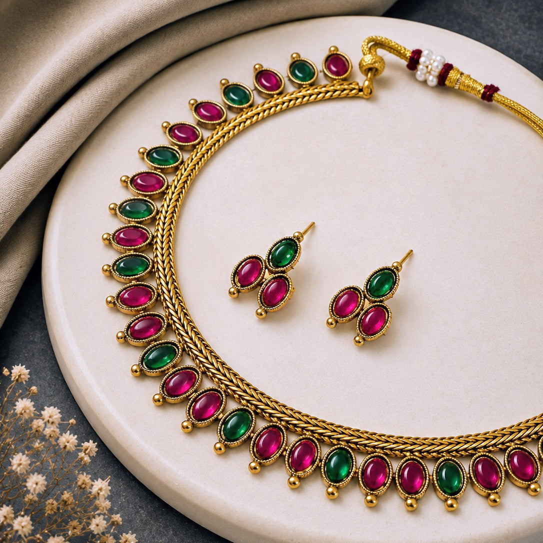 Graduated Oval Cabochon Necklace