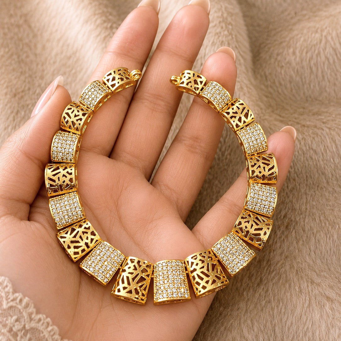 Lattice CZ Choker Set