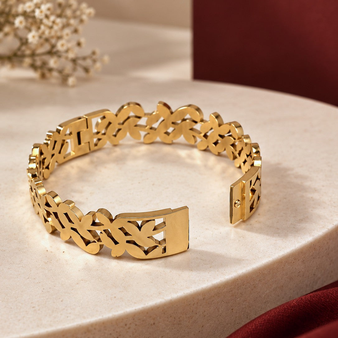 Floral Link Chain Bracelet