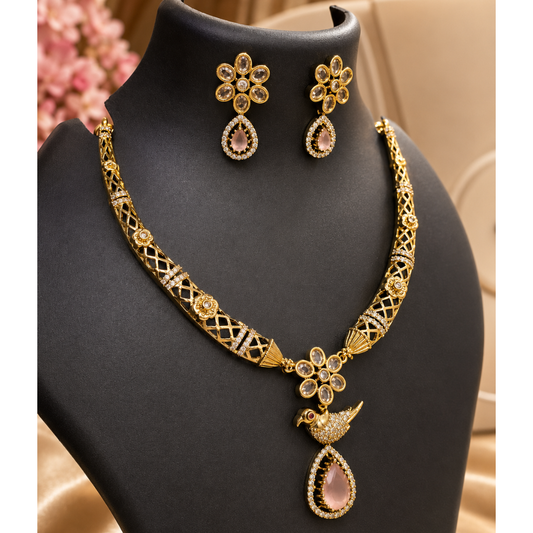 Sparrow Bloom Necklace