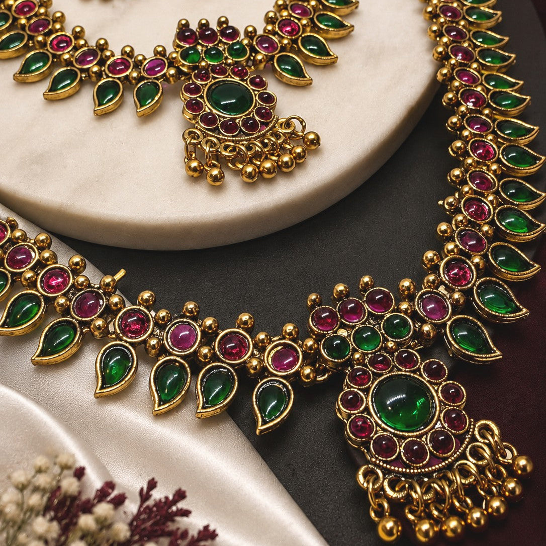 Layered Mango Kemp Necklace