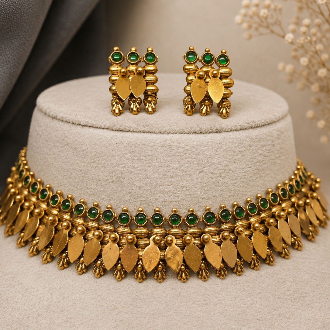 Elakkathali Fringe Choker