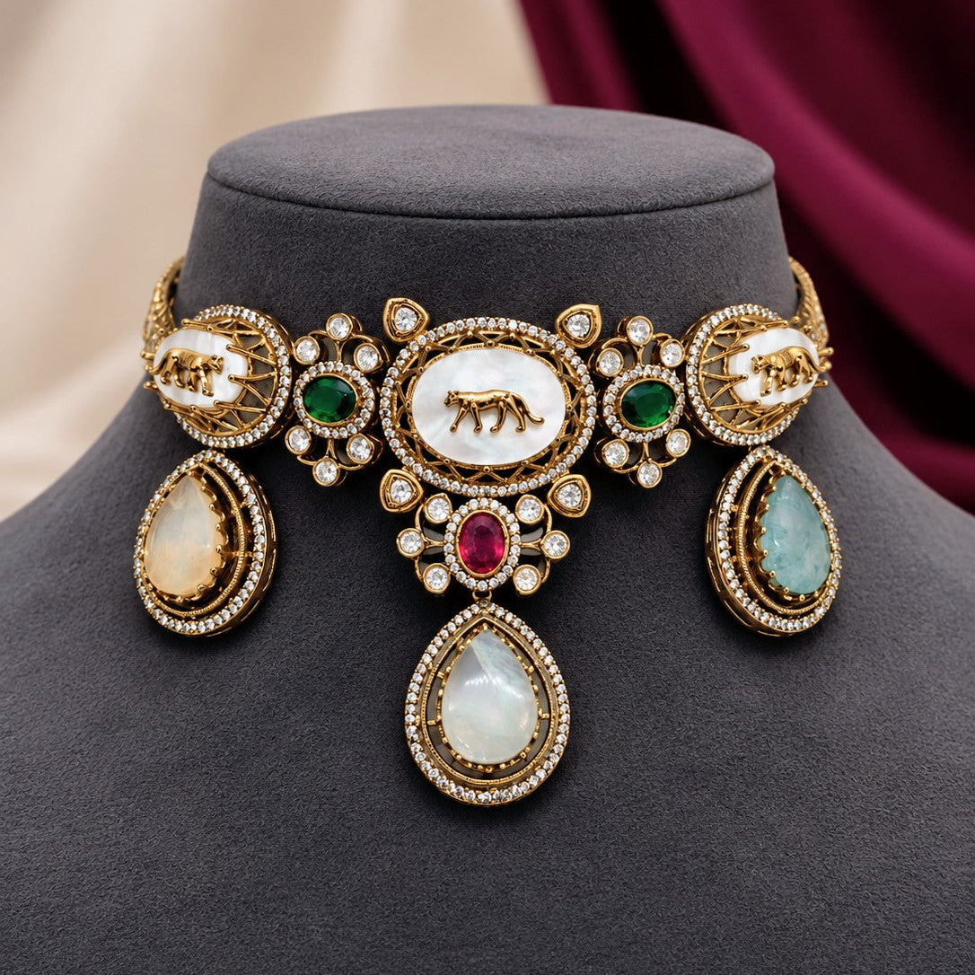 Hand-Painted Heritage Motif Choker Necklace