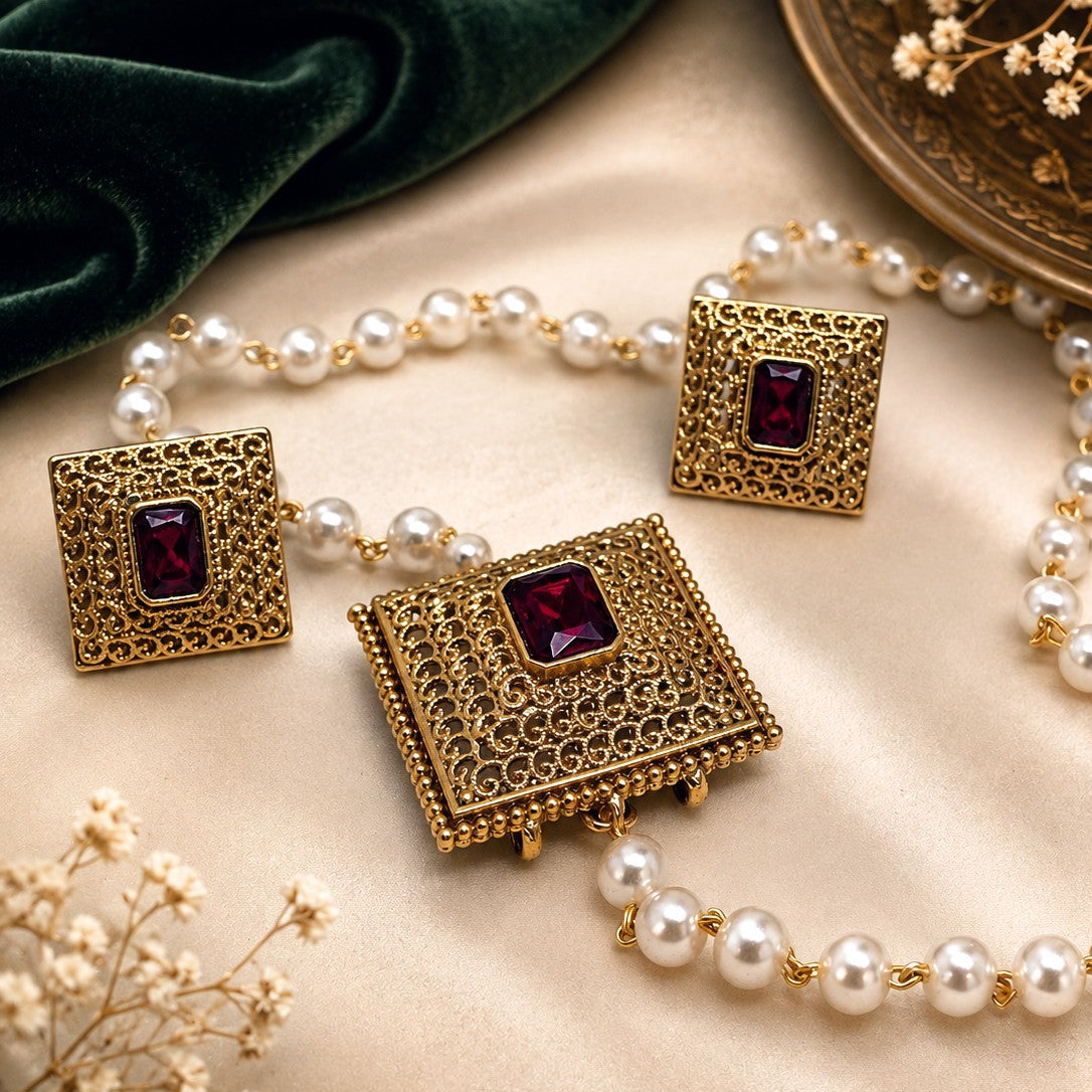 Square Filigree Pearl Necklace Set