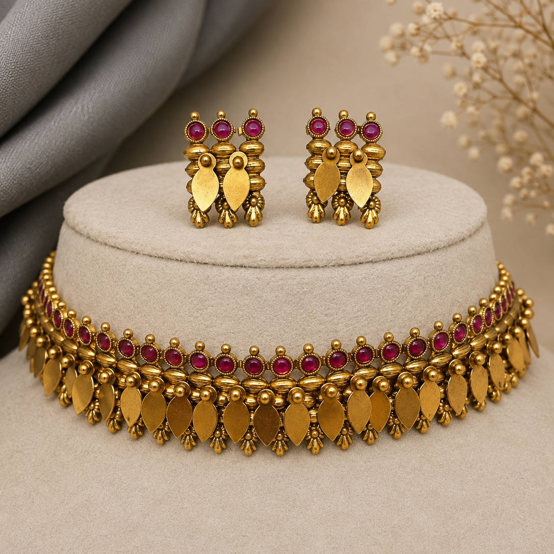Elakkathali Fringe Choker