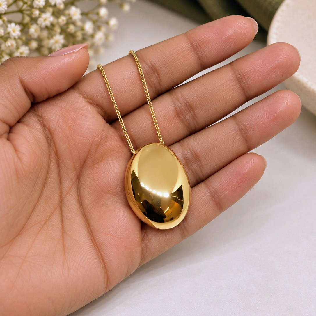 Puffy Oval Pendant Necklace