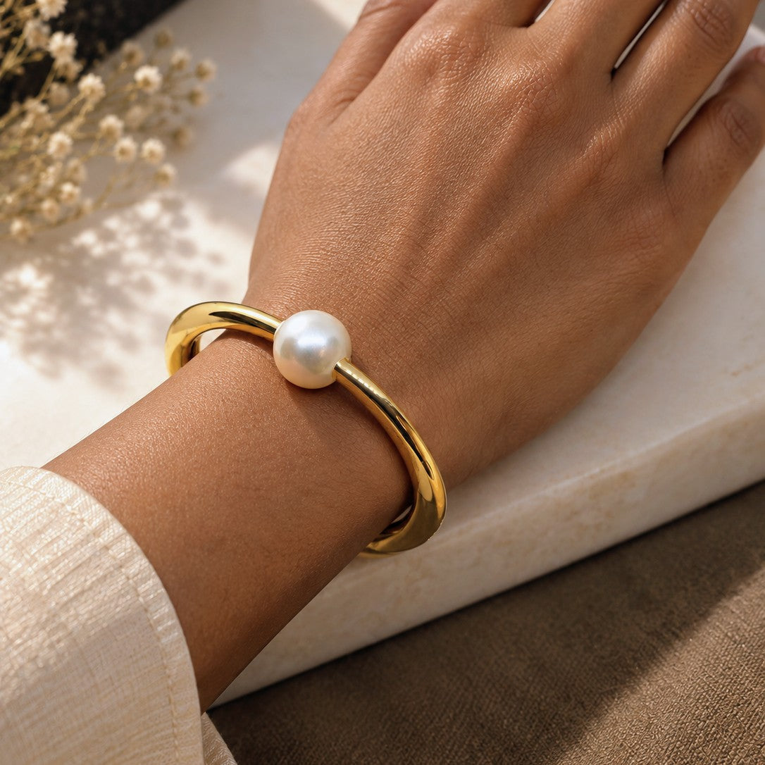Single Pearl Tube Kada Bangle