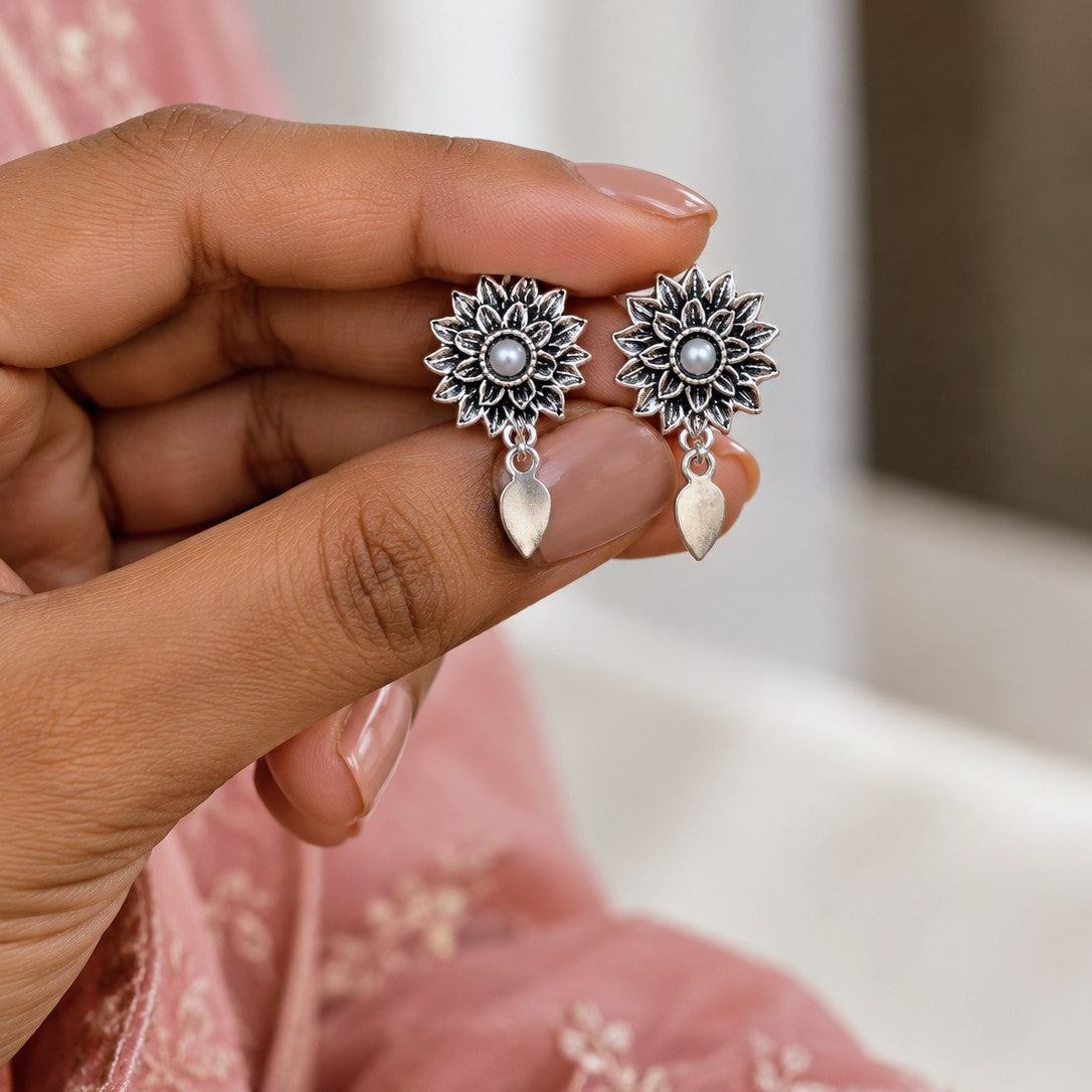 Oxidised Pearl Flower Fringe Choker Necklace Set