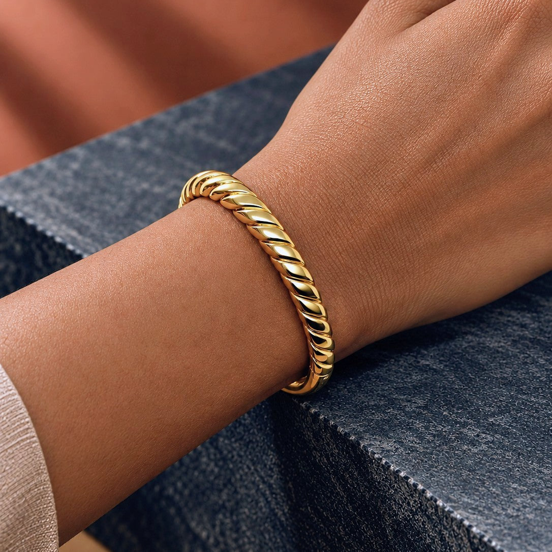 Half Twist Open Cuff