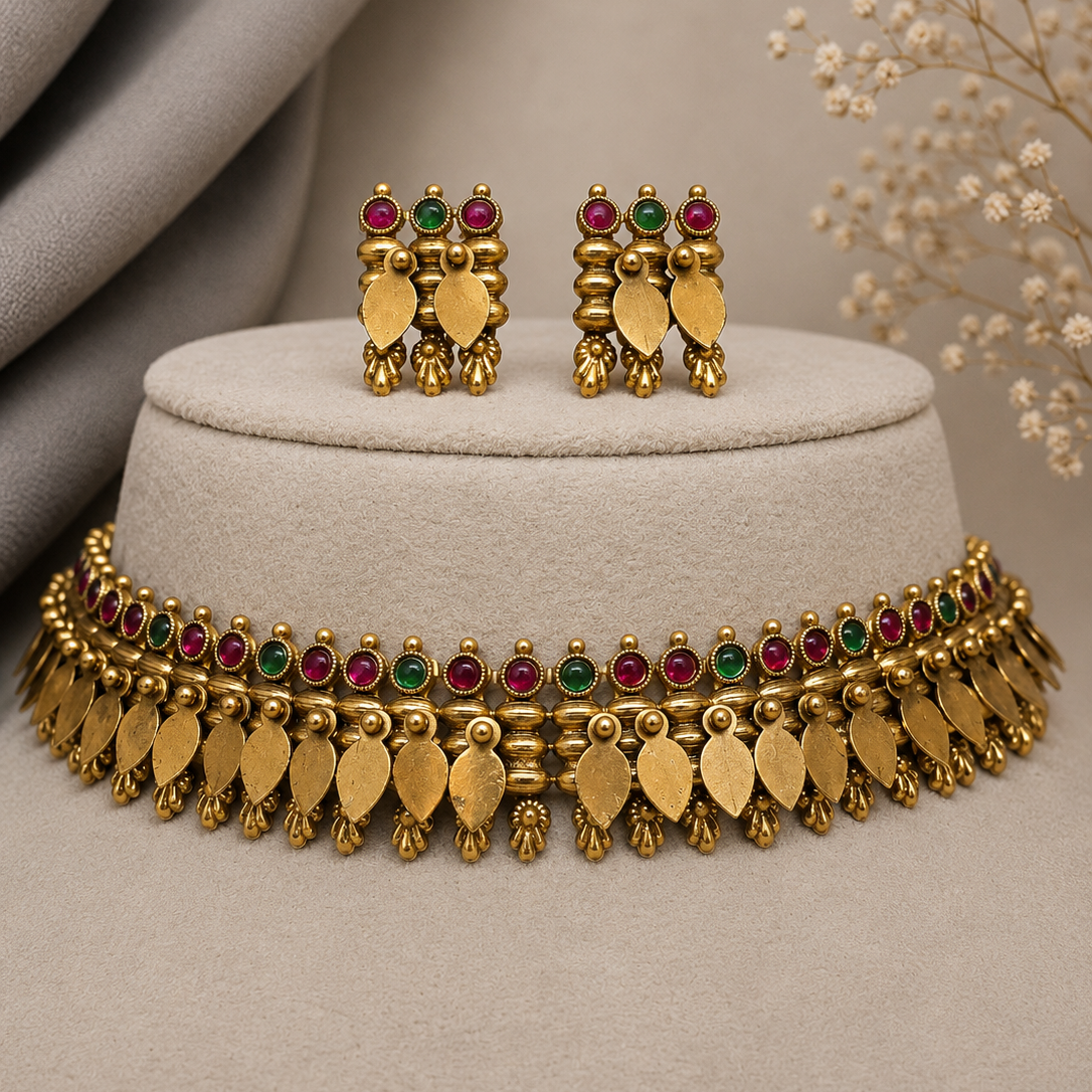 Elakkathali Fringe Choker