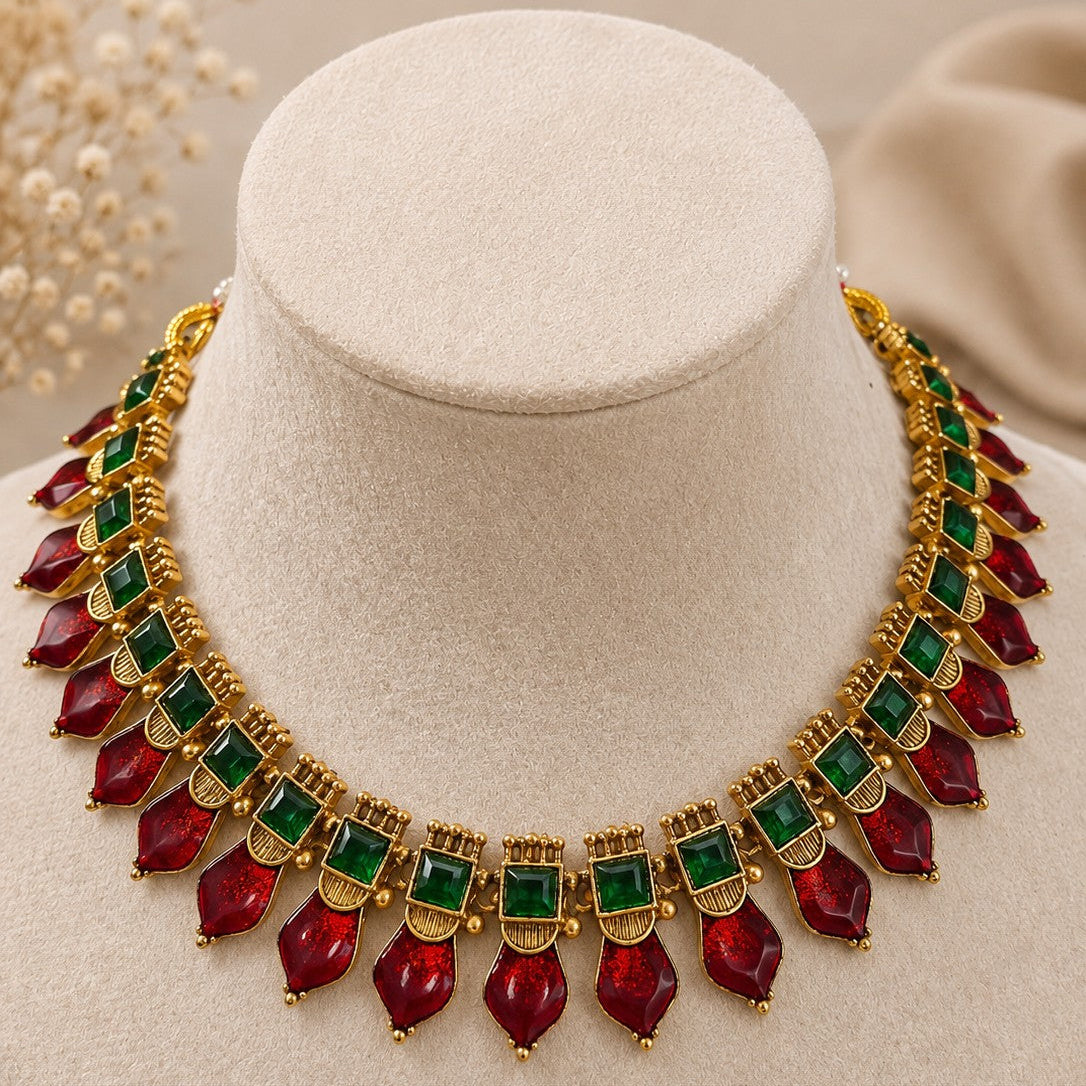 Temple Fringe Choker Necklace