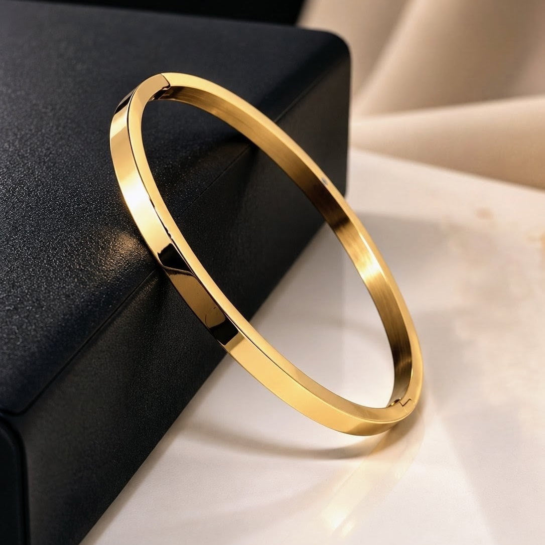 Flat Edge Hinge Bangle