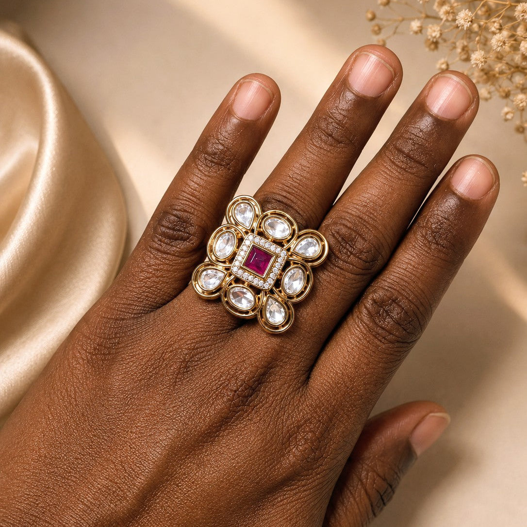 Square Halo Cluster Ring