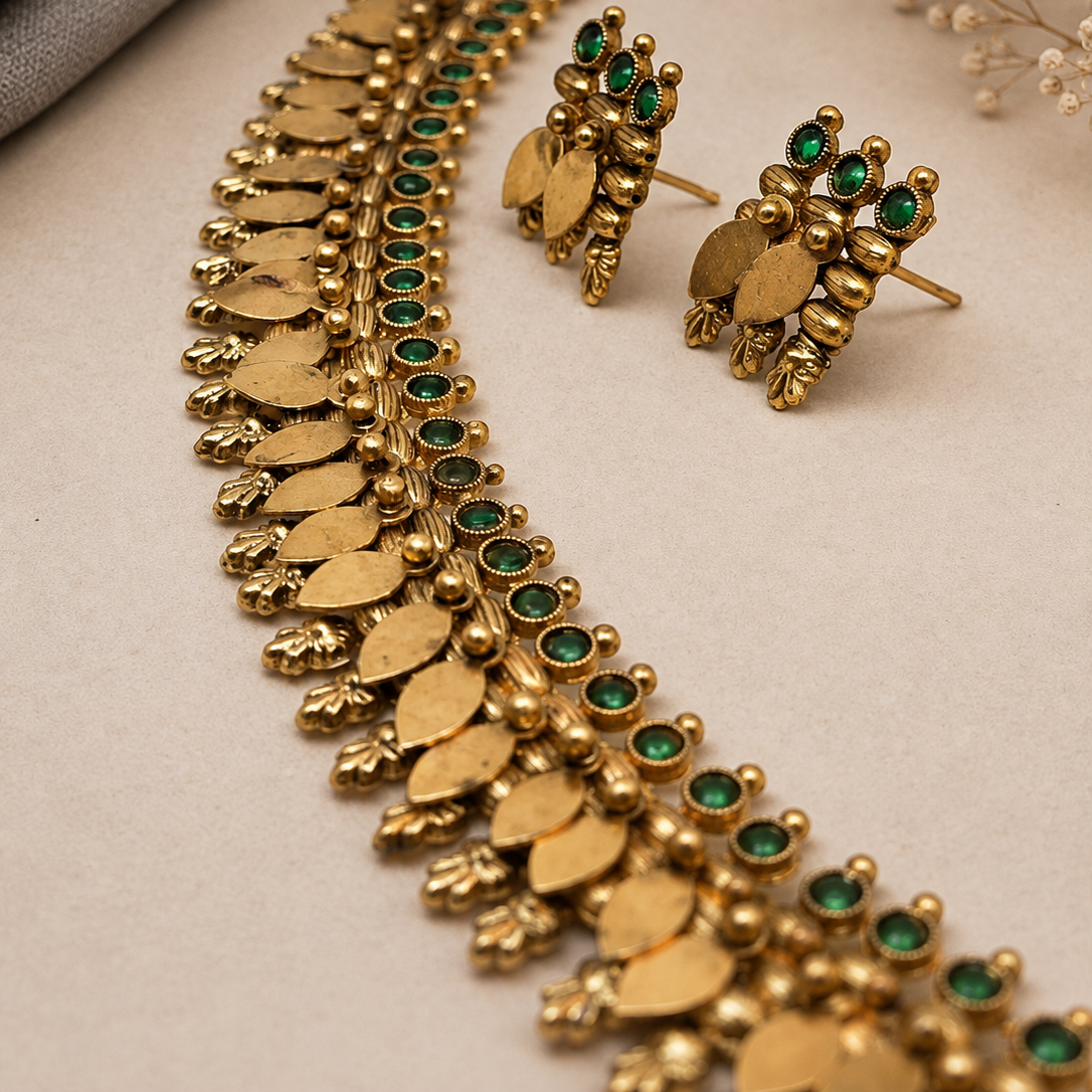 Elakkathali Fringe Choker